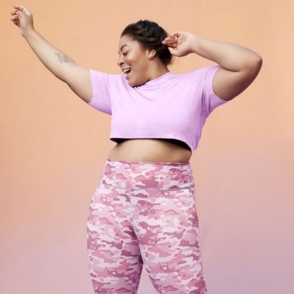 Fabletics Tops - ✨ Fabletics Jade Short-Sleeve Tee Boxy Tee - lilac